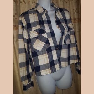 Forever 21 Crop Plaid Button Up